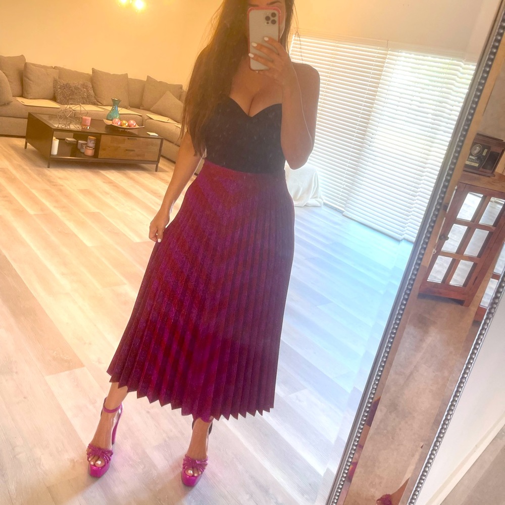 MIDI Zara Skirt